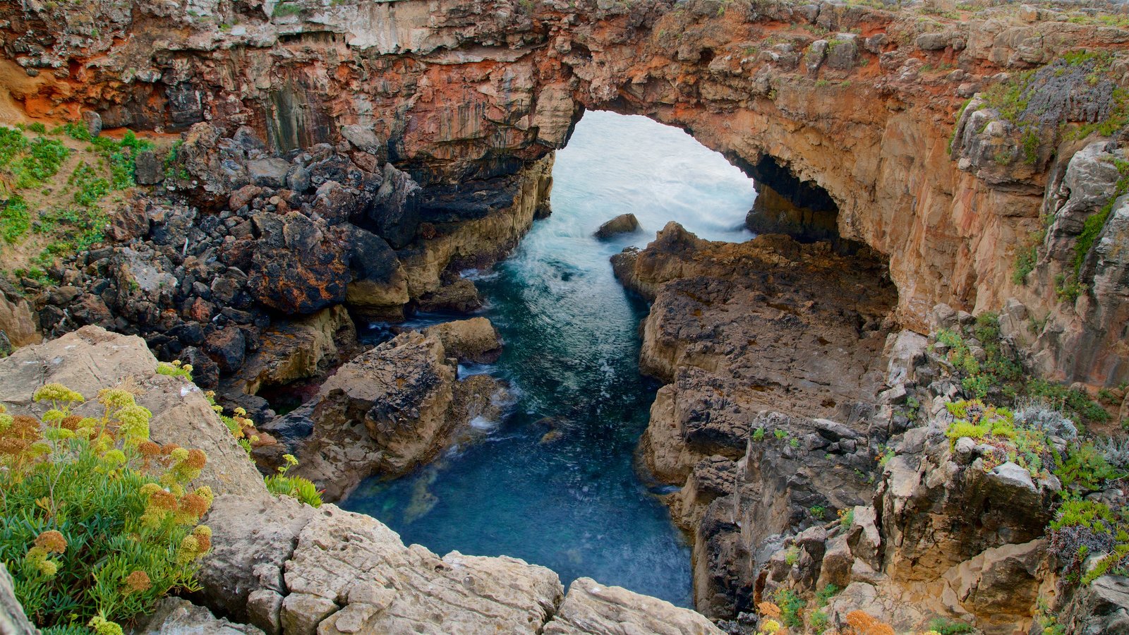 Conheça a apaixonante Boca do Inferno, em Cascais! | Morar em Portugal