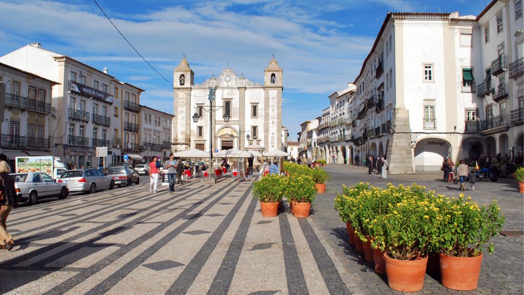 Conheça um pouco mais sobre o melhor de Évora-Portugal